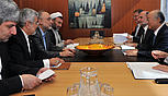 Iranische Delegation und die der IAEO