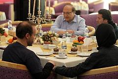 Inhaftierte Journalisten in Iran beim Familien Besuch
