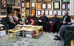 Delegation US-amerikanischen Bischofskonferenz USCCB schiitischen Würdenträger Qom Iran Islam Schia Shia Katholisch Katholiken Schiitentum