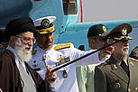 Ayatollah Khamenei und Habibollah Sayyari