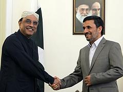 Pakistans Präsident Asif Ali Zardari und Irans Präsident Dr. Mahmoud Ahmadinejad