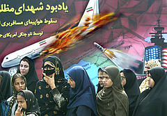 Angehörige der Opfer des Flugs Iran Air 655
