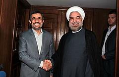 Hassan Rouhani und Mahmud Ahmadinejad